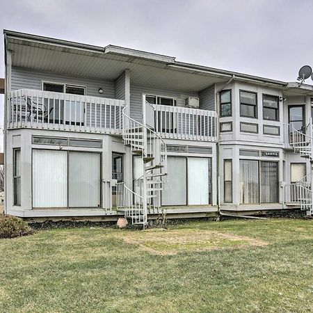 Condo With Balcony, Dock And Access To Lake Erie Sand Beach المظهر الخارجي الصورة