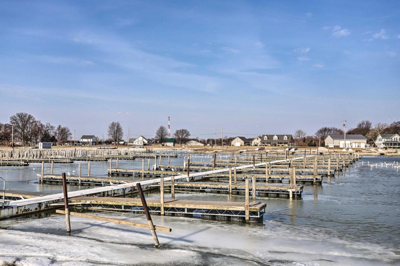 Condo With Balcony, Dock And Access To Lake Erie Sand Beach المظهر الخارجي الصورة
