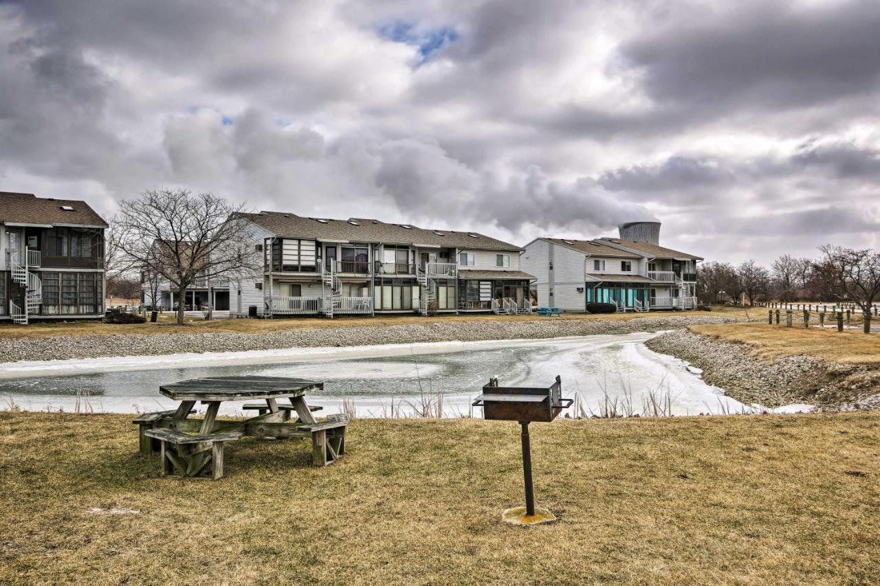 Condo With Balcony, Dock And Access To Lake Erie Sand Beach المظهر الخارجي الصورة